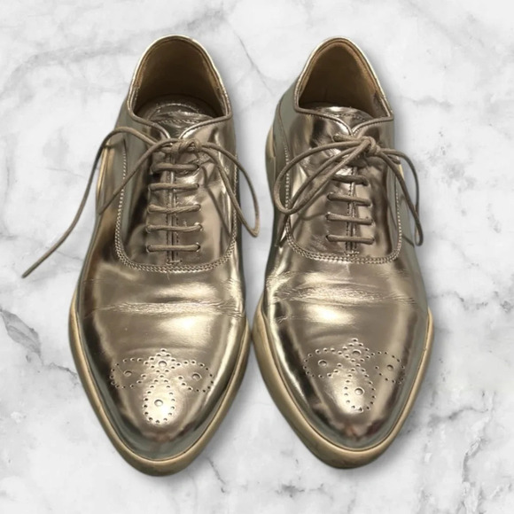 Prada shoes - Picture 1 of 2